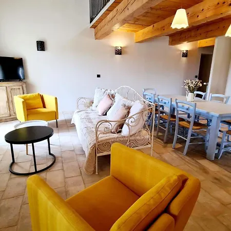 Domaine Des Hauts De Riganel Apartment